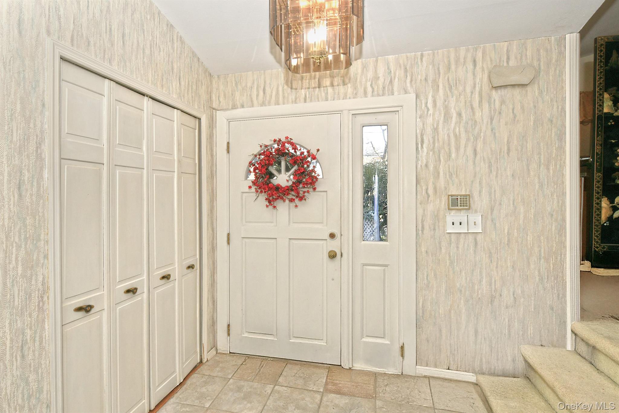 #4 photo, 22 Pioneer Boulevard, সাফোক কাউন্টি South Huntington , NY 11746