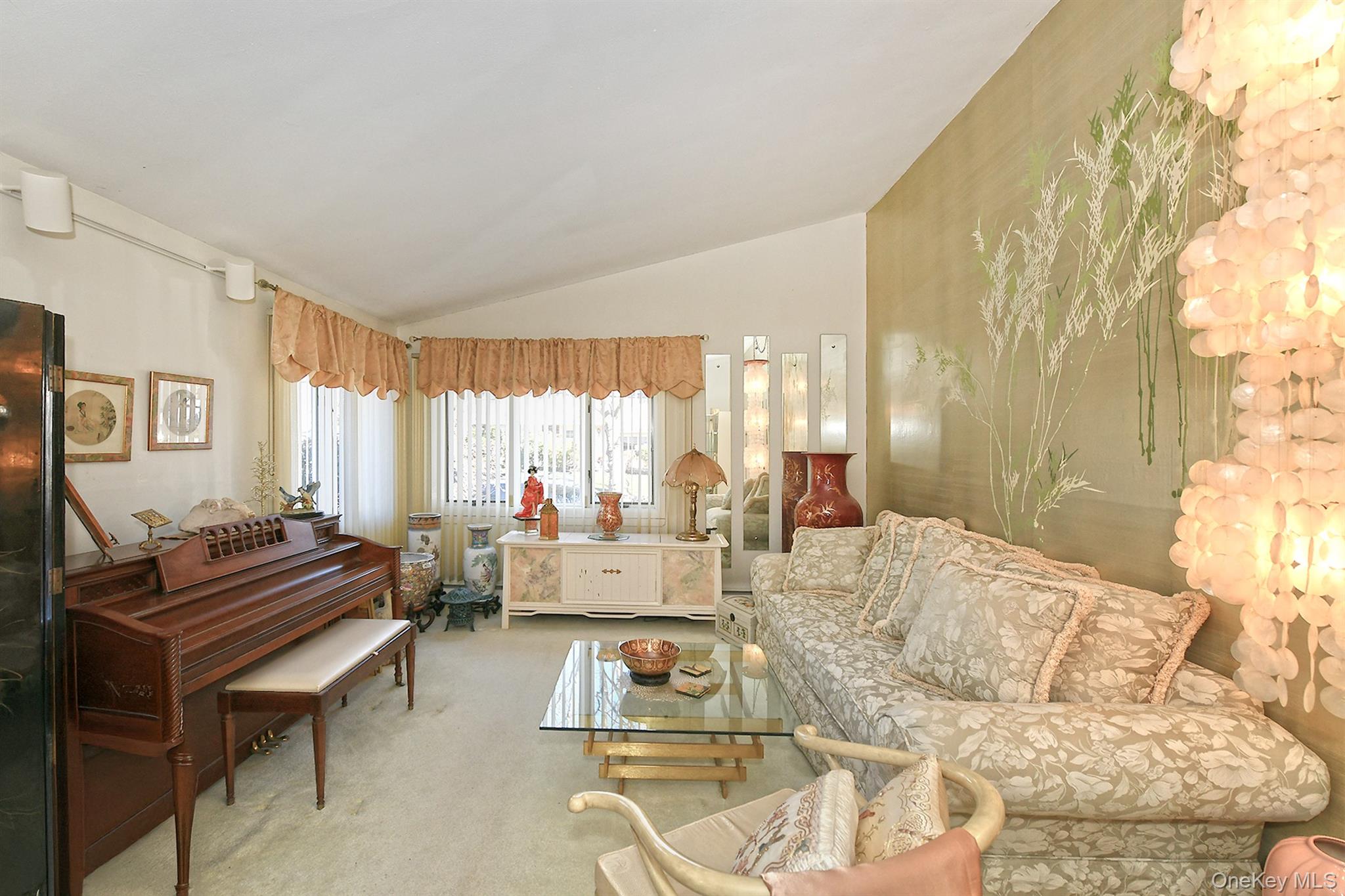 #8 photo, 22 Pioneer Boulevard, সাফোক কাউন্টি South Huntington , NY 11746