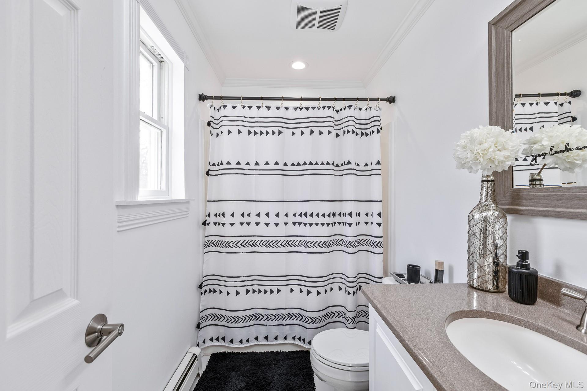 #14 photo, 10 Tall Oaks Court, Manorville , NY 11949