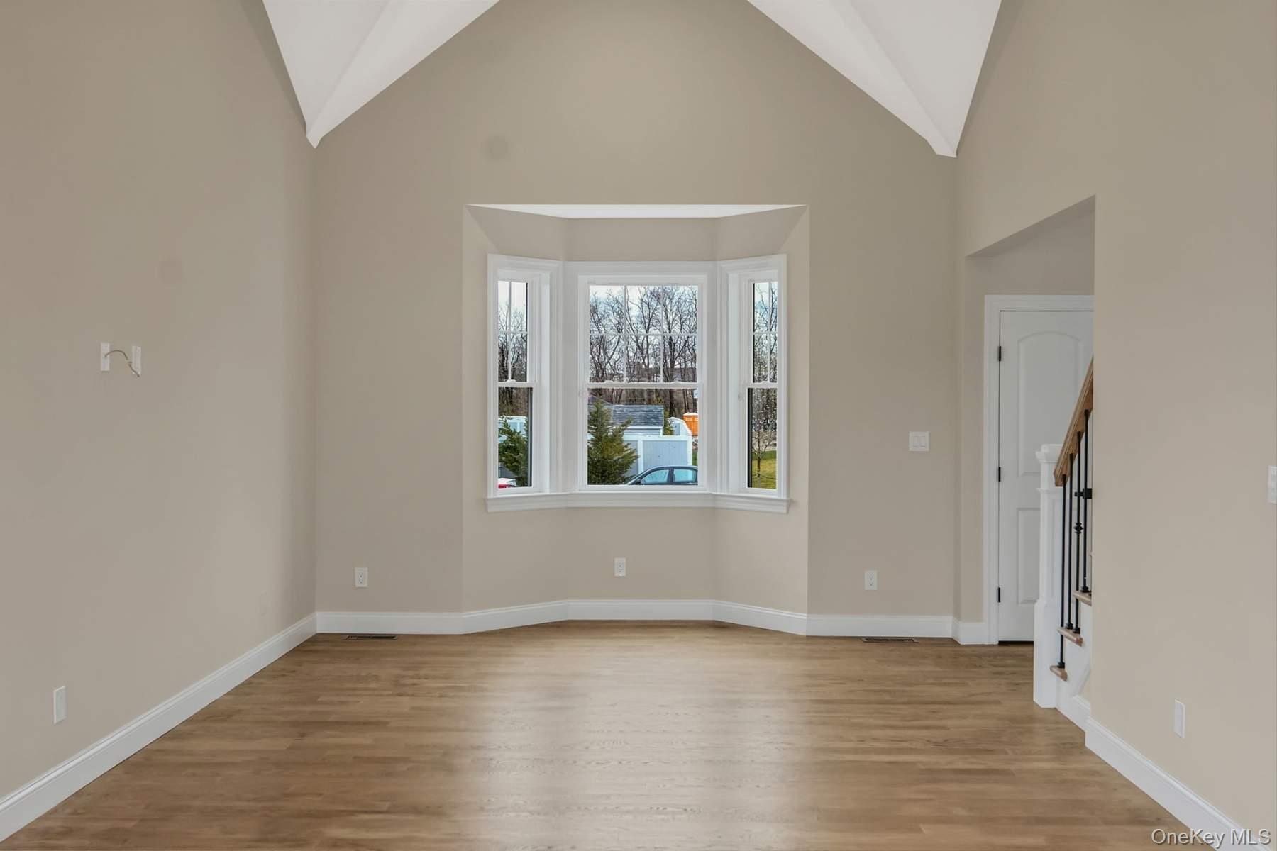 #3 photo, 457 Pond Path, সাফোক কাউন্টি East Setauket , NY 11733