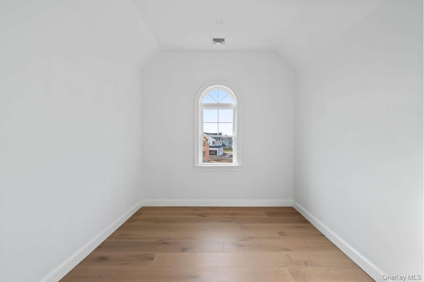 #23 photo, 457 Pond Path, সাফোক কাউন্টি East Setauket , NY 11733