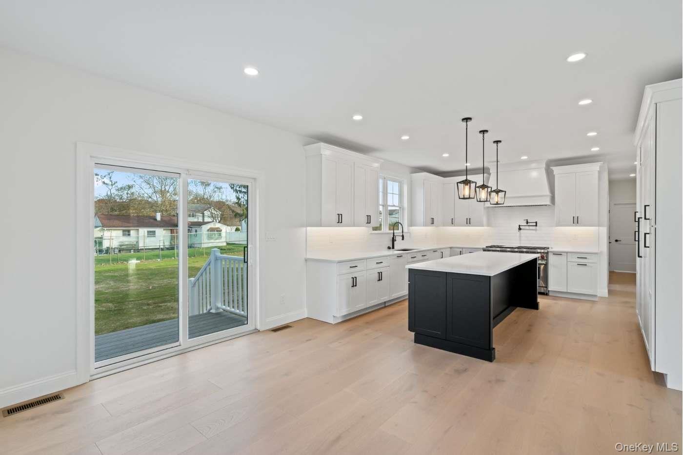 #6 photo, 457 Pond Path, সাফোক কাউন্টি East Setauket , NY 11733