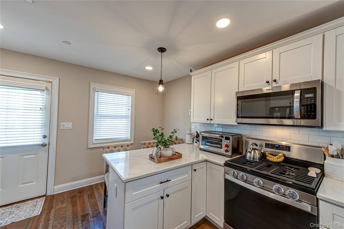 #6 photo, 36 West Boulevard, নাসাউ কাউন্টি East Rockaway , NY 11518