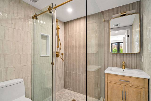 #21 photo, 266 10th St, Gowanus , NY 11215