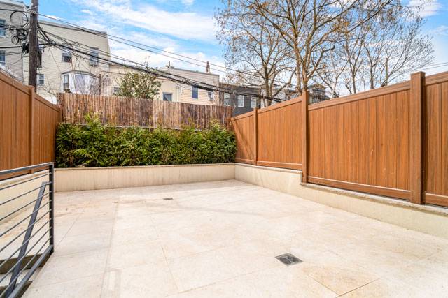 #27 photo, 266 10th St, Gowanus , NY 11215