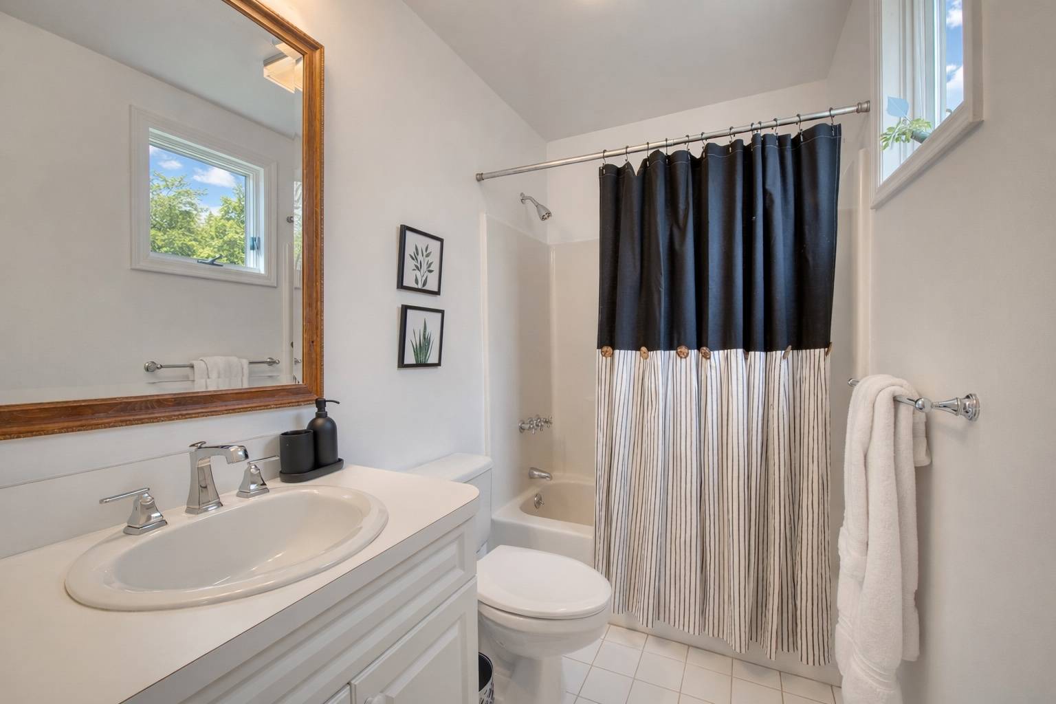 #8 photo, 51 Alewive Brook Road, সাফোক কাউন্টি East Hampton , NY 11937