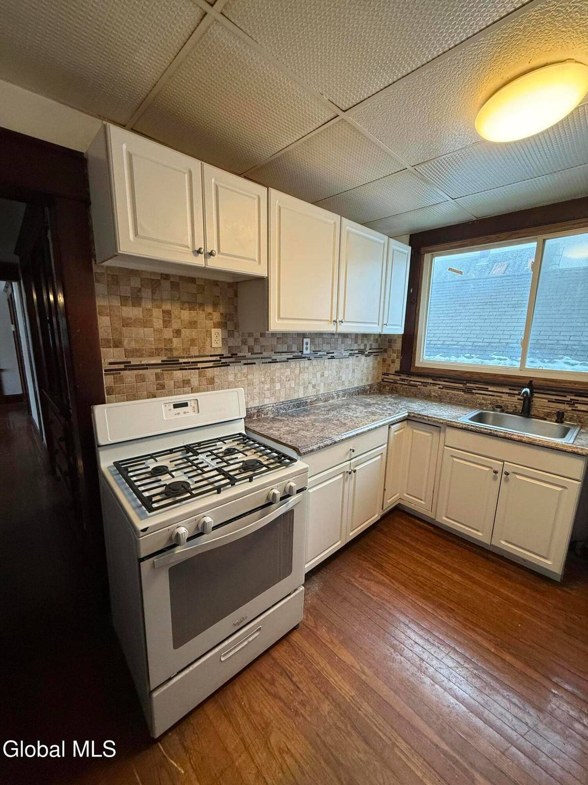 #4 photo, 23 Hampton Street, #2, Albany , NY 12209