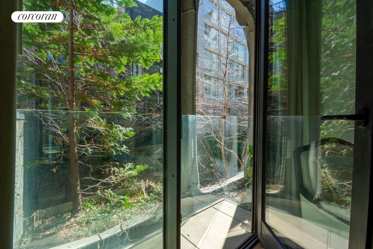 #13 photo, 325 W BROADWAY, SoHo , NY 10013