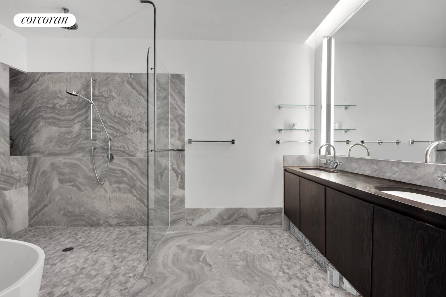 #14 photo, 325 W BROADWAY, SoHo , NY 10013