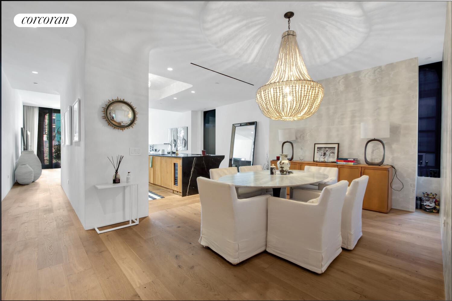 #4 photo, 325 W BROADWAY, SoHo , NY 10013