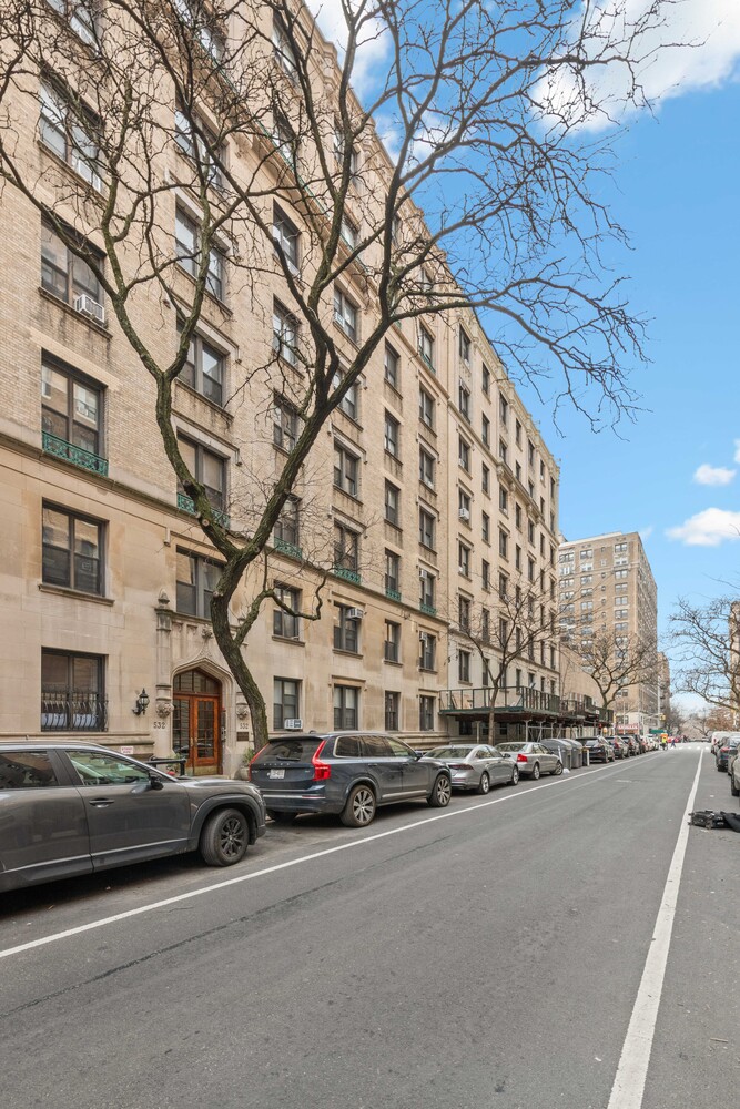#17 photo, 532 W 111TH Street, ম্যানহাটন Morningside Heights , NY 10025