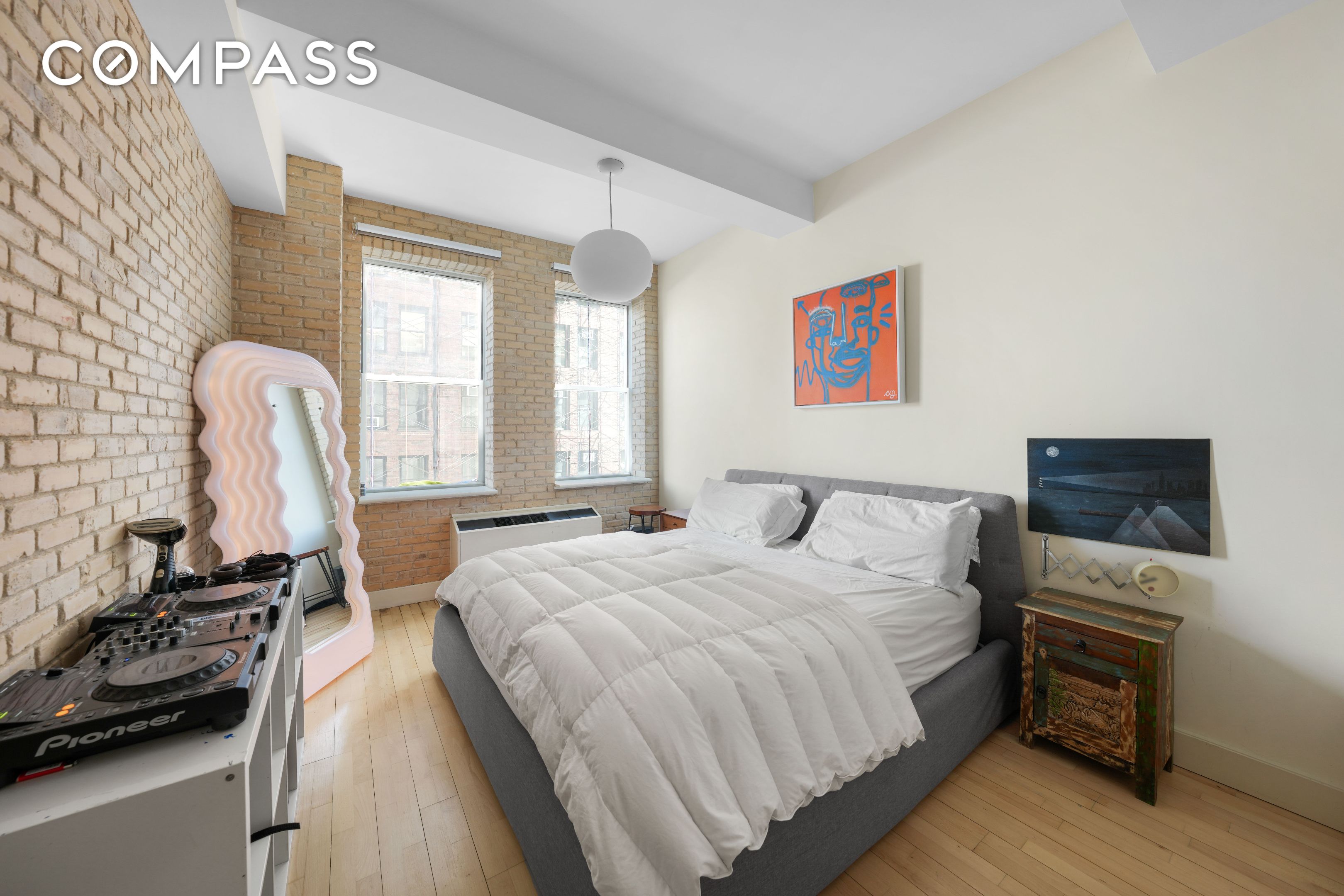 #5 photo, 80 Chambers Street, Tribeca , NY 10007