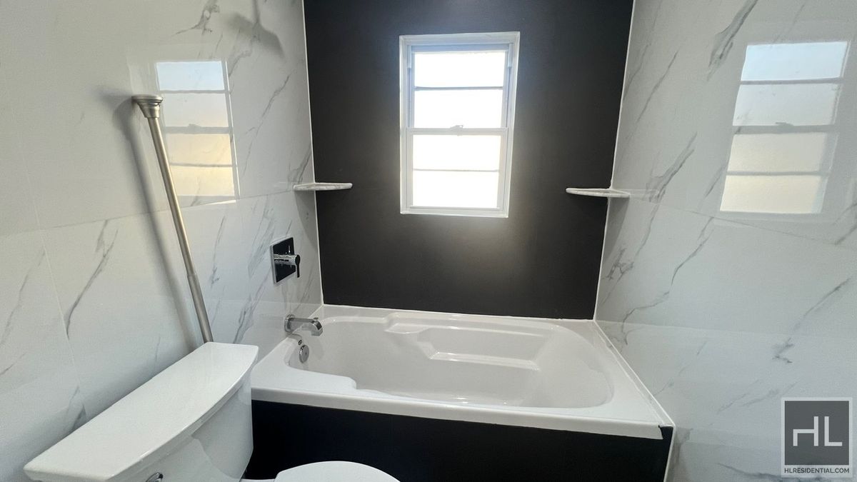 #11 photo, 153-23 123rd Avenue, কুইন্‌স Jamaica , NY 11434