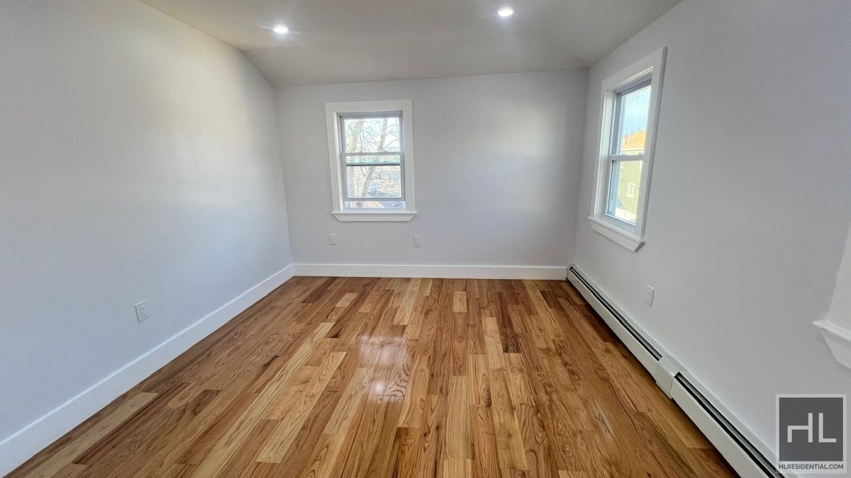 #6 photo, 153-23 123rd Avenue, কুইন্‌স Jamaica , NY 11434