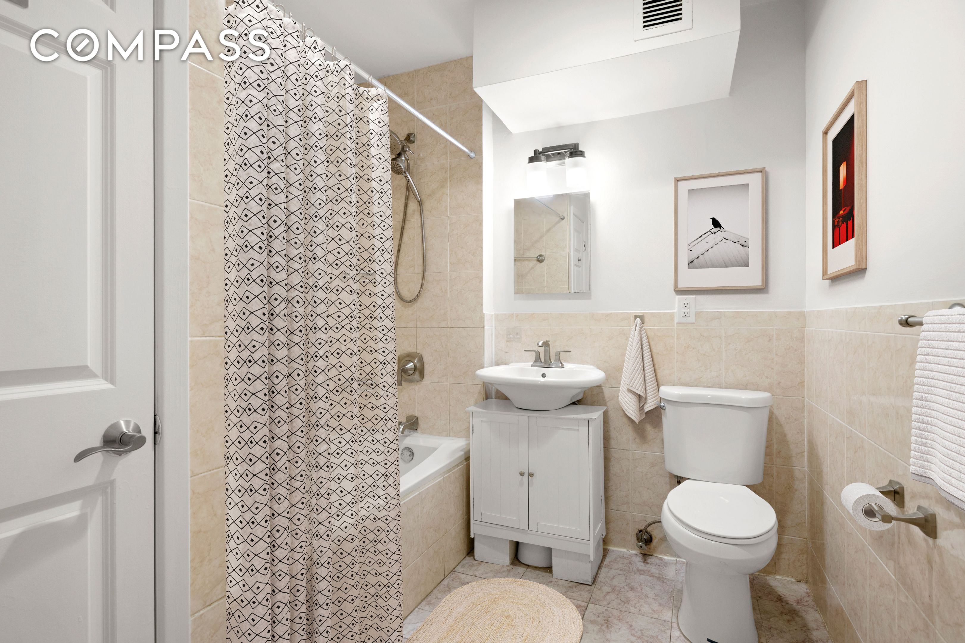 #11 photo, 1240 Bedford Avenue, ব্রুকলিন Bedford-Stuyvesant , NY 11216