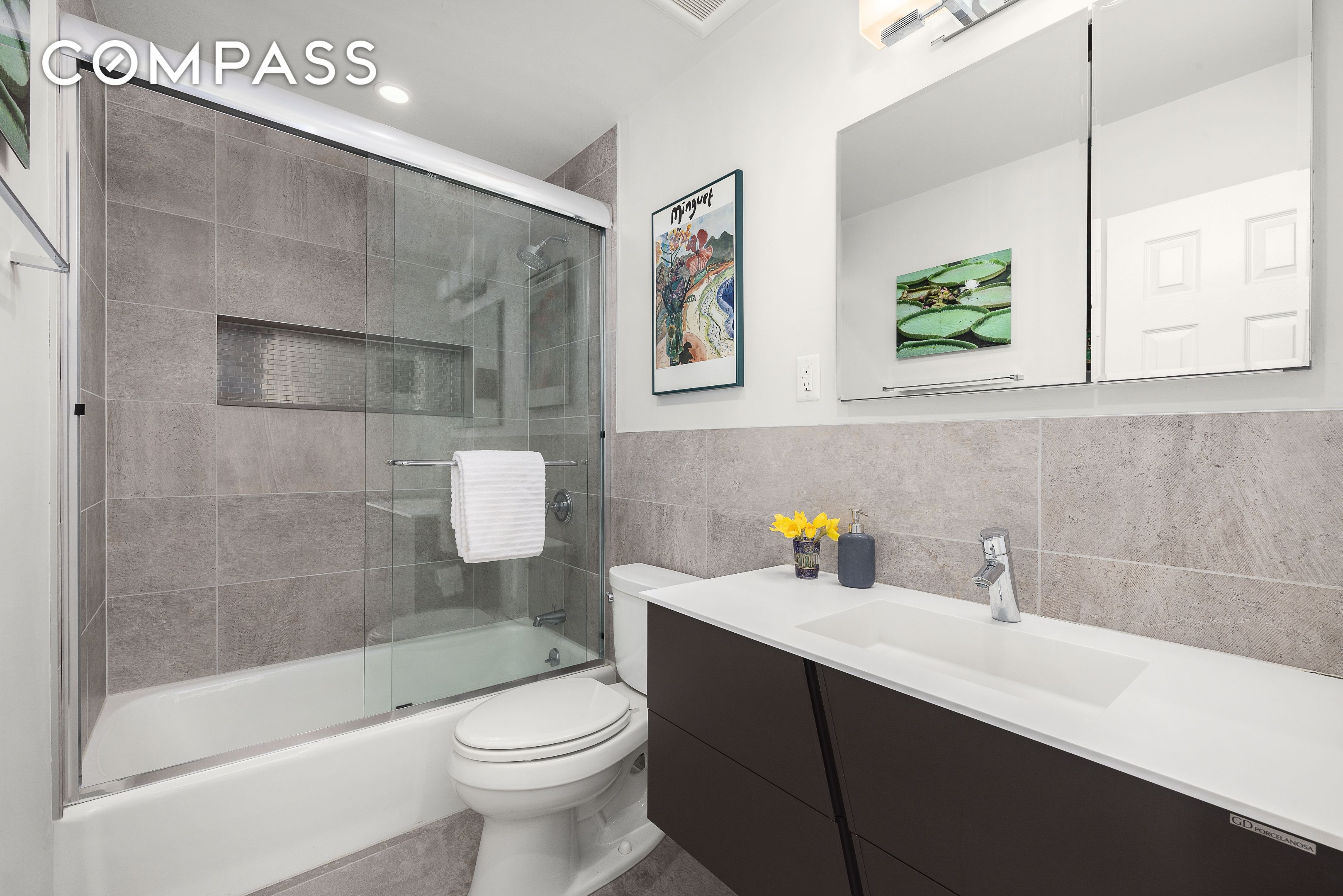 #8 photo, 339 Sackett Street, Carroll Gardens , NY 11231