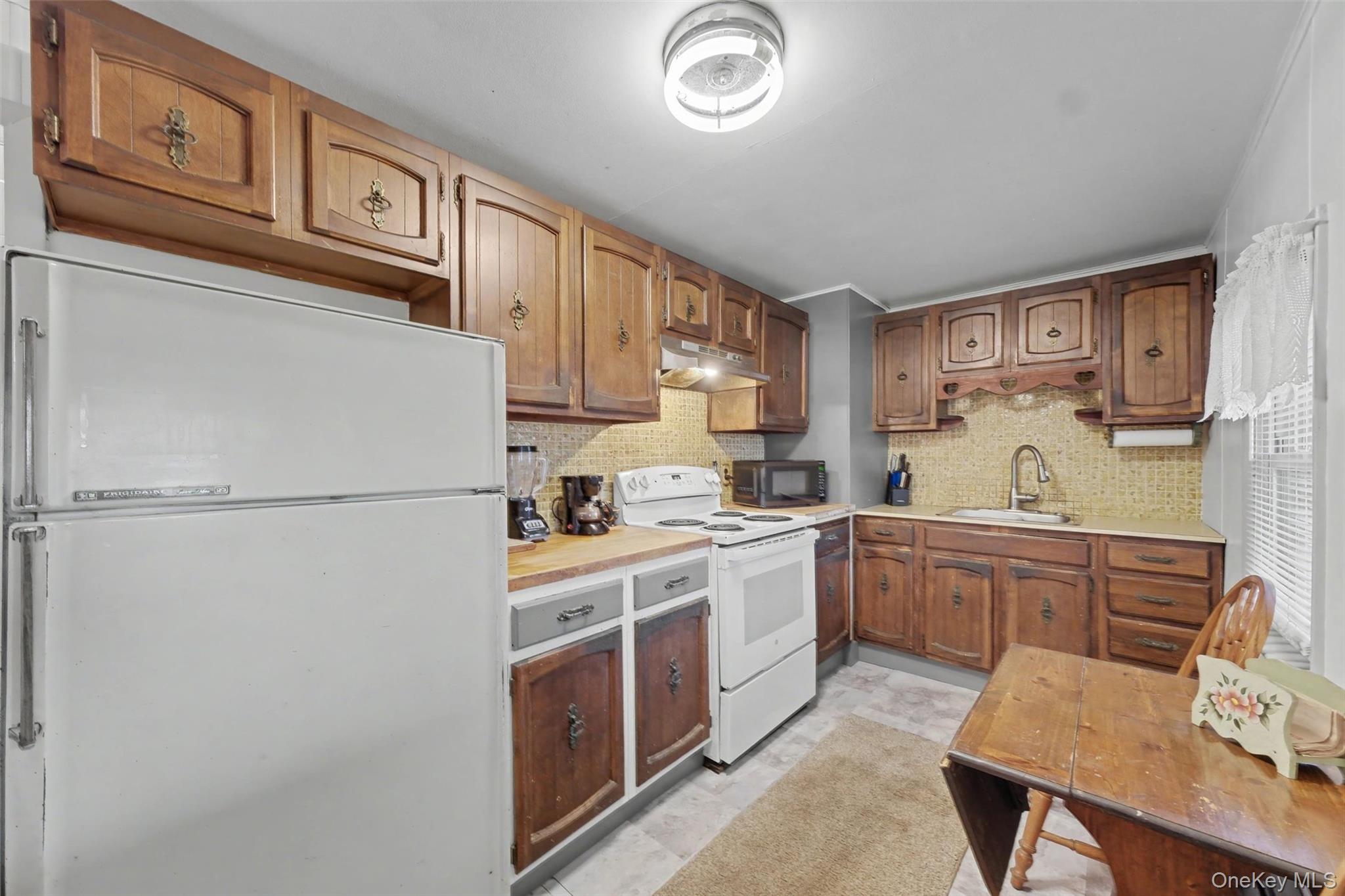 #10 photo, 67 Spring Street, Beacon , NY 12508