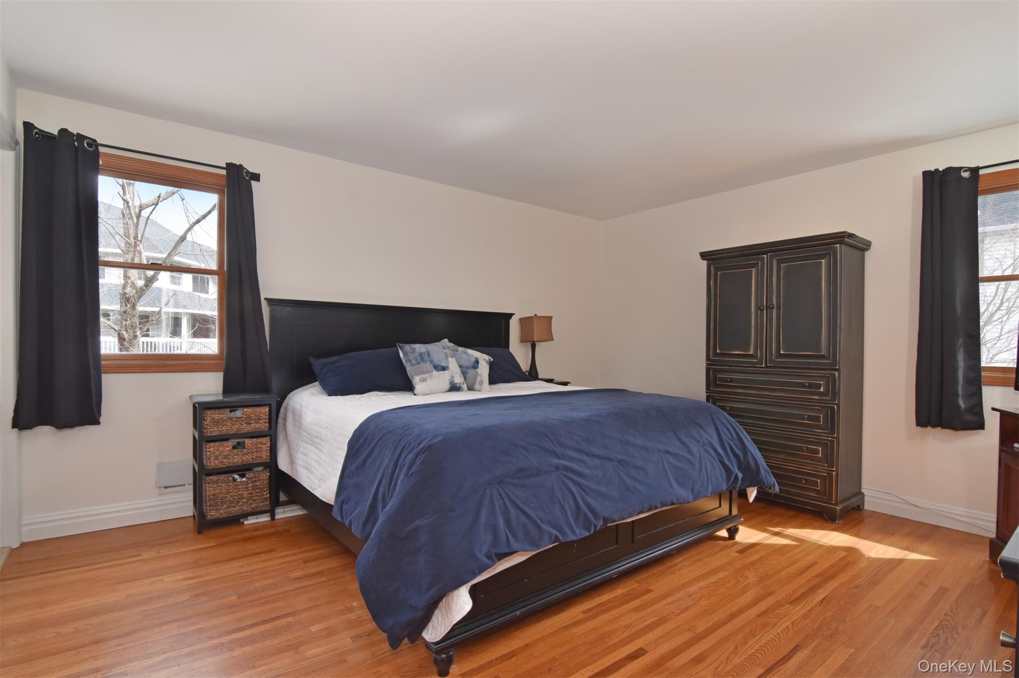 #11 photo, 4 Willow Lane, Irvington , NY 10533