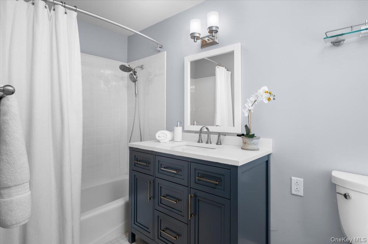 #17 photo, 7 Acorn Lane, Larchmont , NY 10538