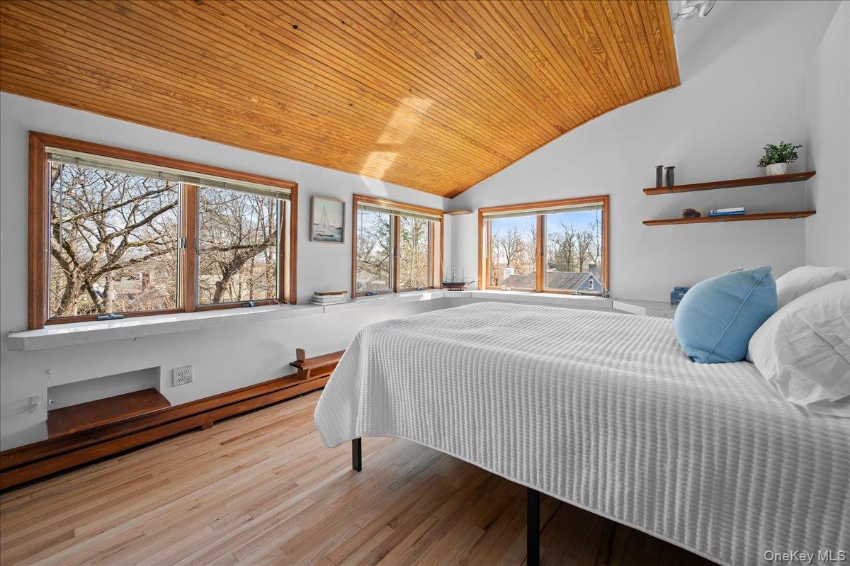 #18 photo, 7 Acorn Lane, Larchmont , NY 10538