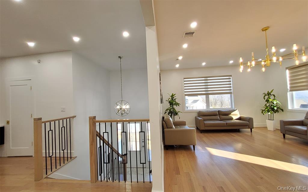 #13 photo, 27 Catskill High Rail, Monroe , NY 10950