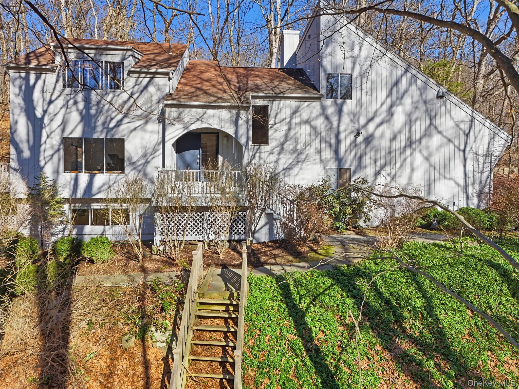 #1 photo, 25 Longview Lane, Chappaqua , NY 10514