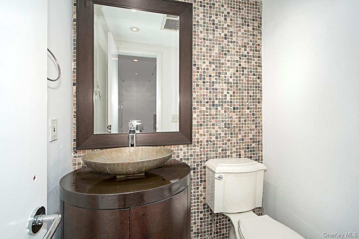 #10 photo, 25 Longview Lane, Chappaqua , NY 10514