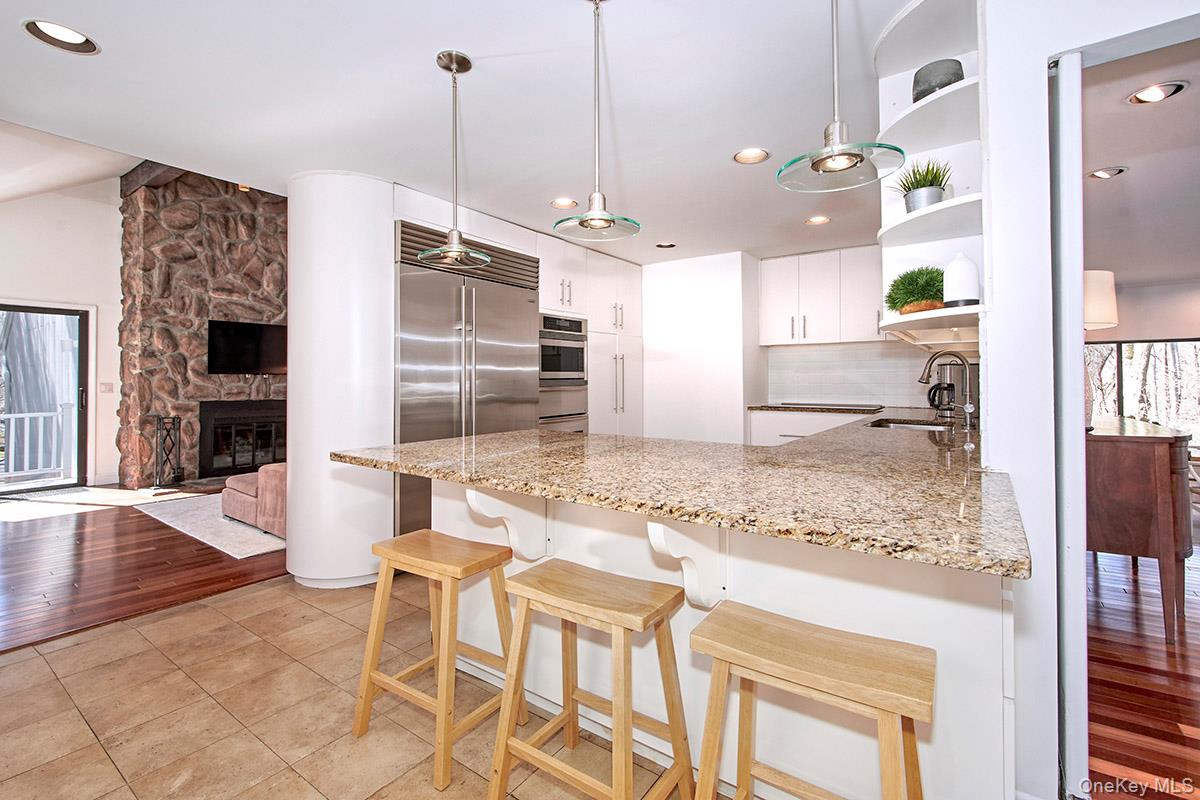 #12 photo, 25 Longview Lane, Chappaqua , NY 10514