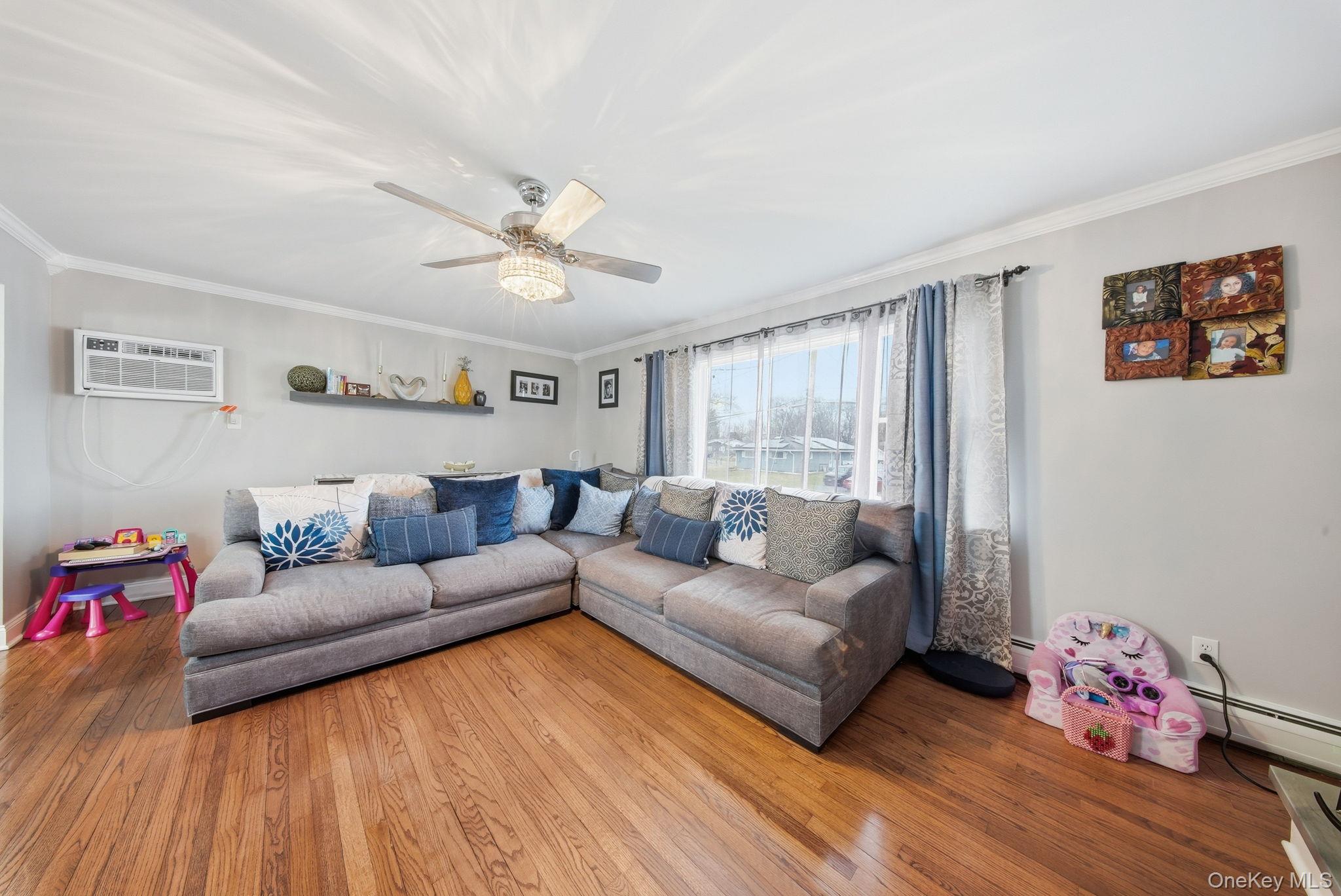 #7 photo, 127 Sproat Street, Middletown , NY 10940