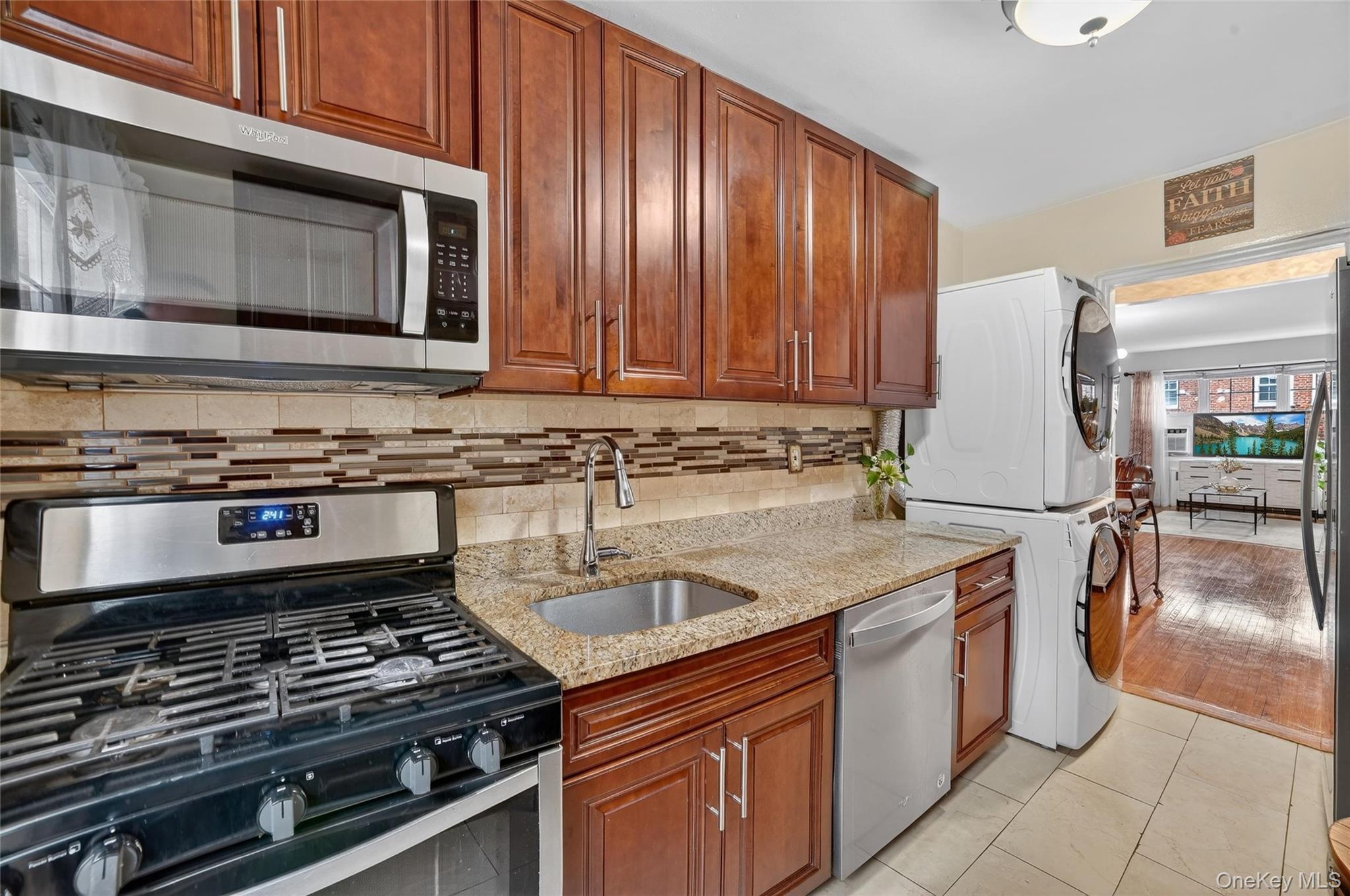 #7 photo, 23 Fieldstone Drive, Hartsdale , NY 10530