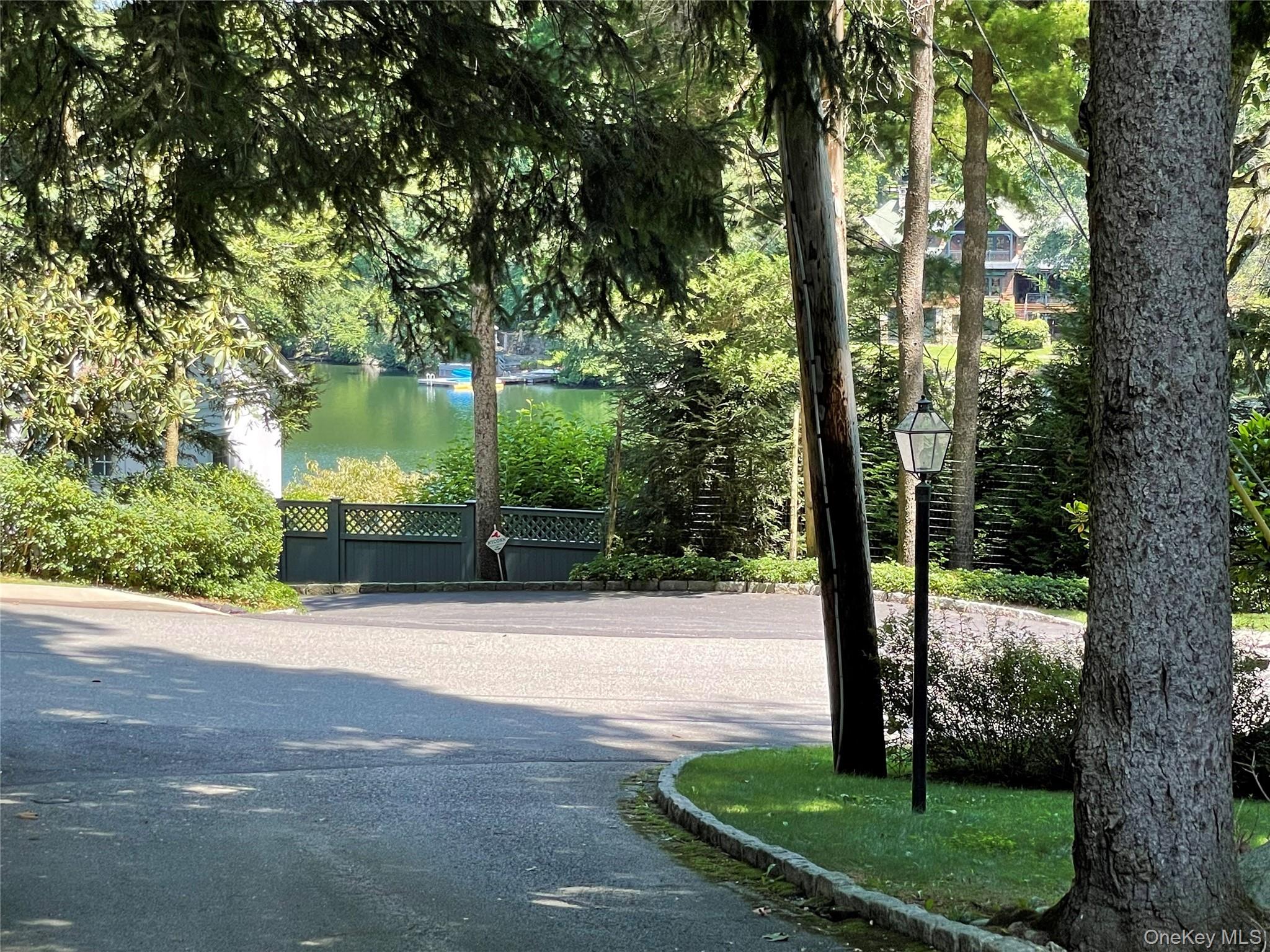 #3 photo, 3 N Lake Road, Armonk , NY 10504