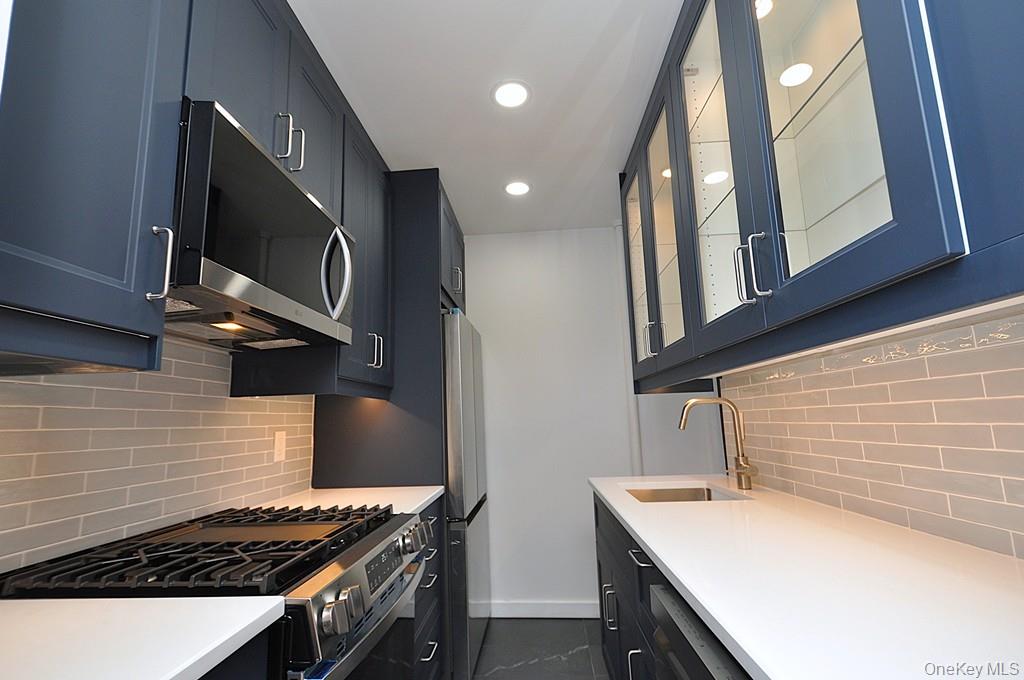 #17 photo, 196 Garth Road, Scarsdale , NY 10583