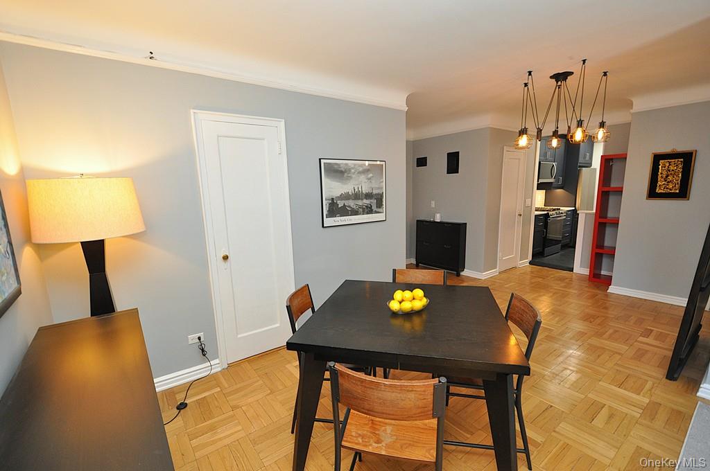 #20 photo, 196 Garth Road, Scarsdale , NY 10583