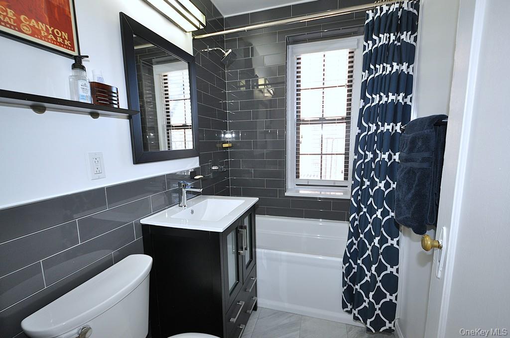 #4 photo, 196 Garth Road, Scarsdale , NY 10583