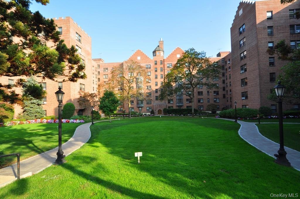 #6 photo, 196 Garth Road, Scarsdale , NY 10583