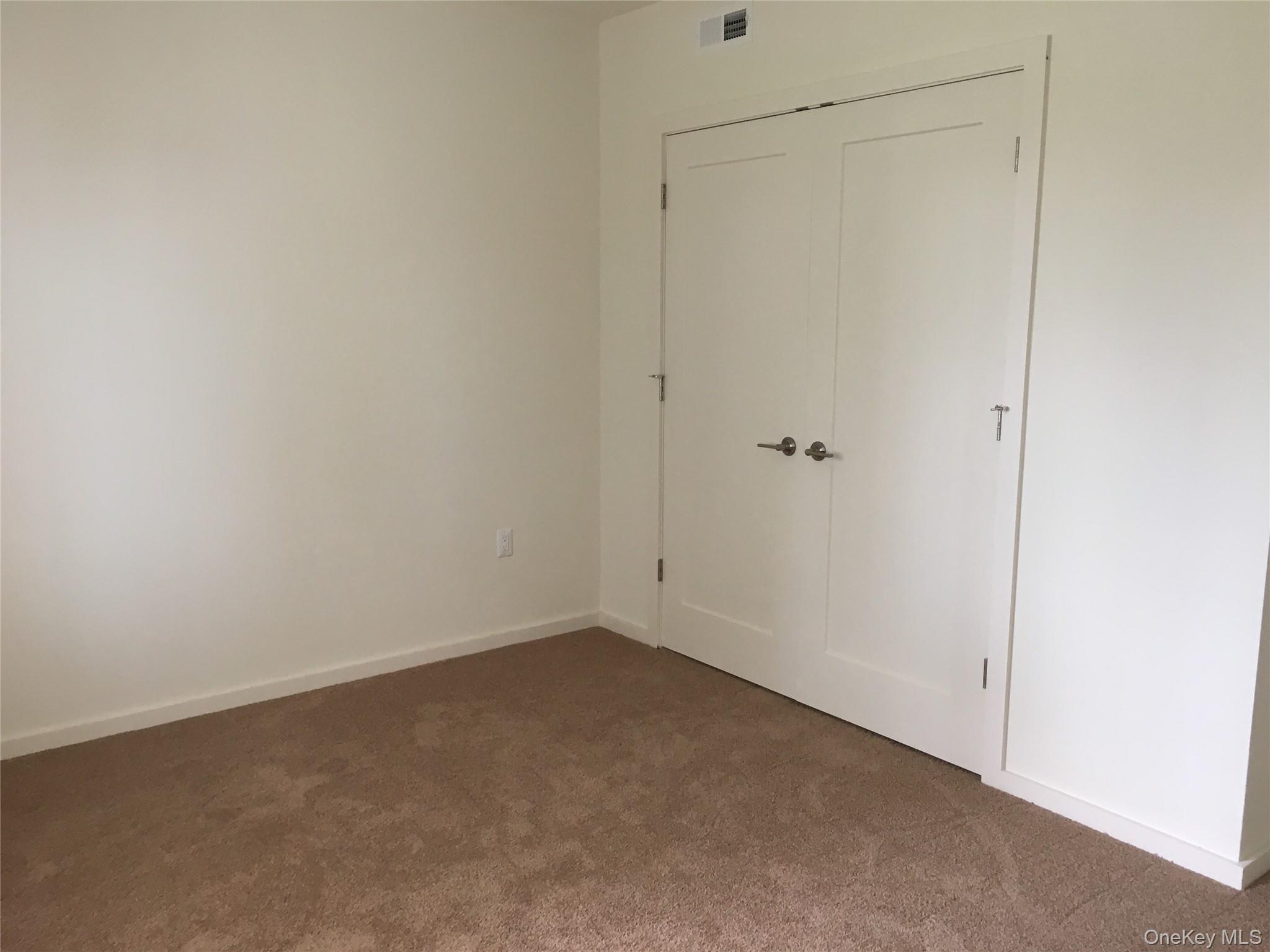 #5 photo, 3 Seitz Terrace, Poughkeepsie , NY 12603