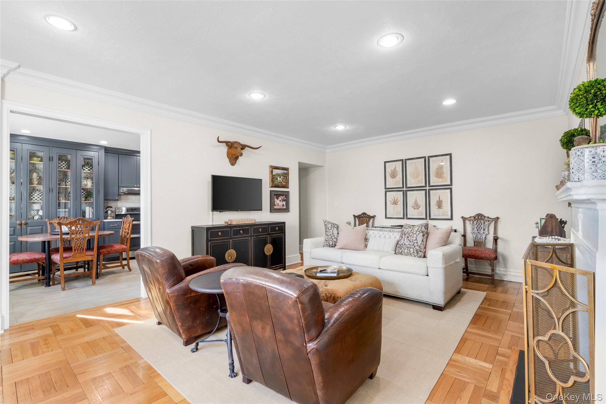 #11 photo, 910 Stuart Avenue, Mamaroneck , NY 10543