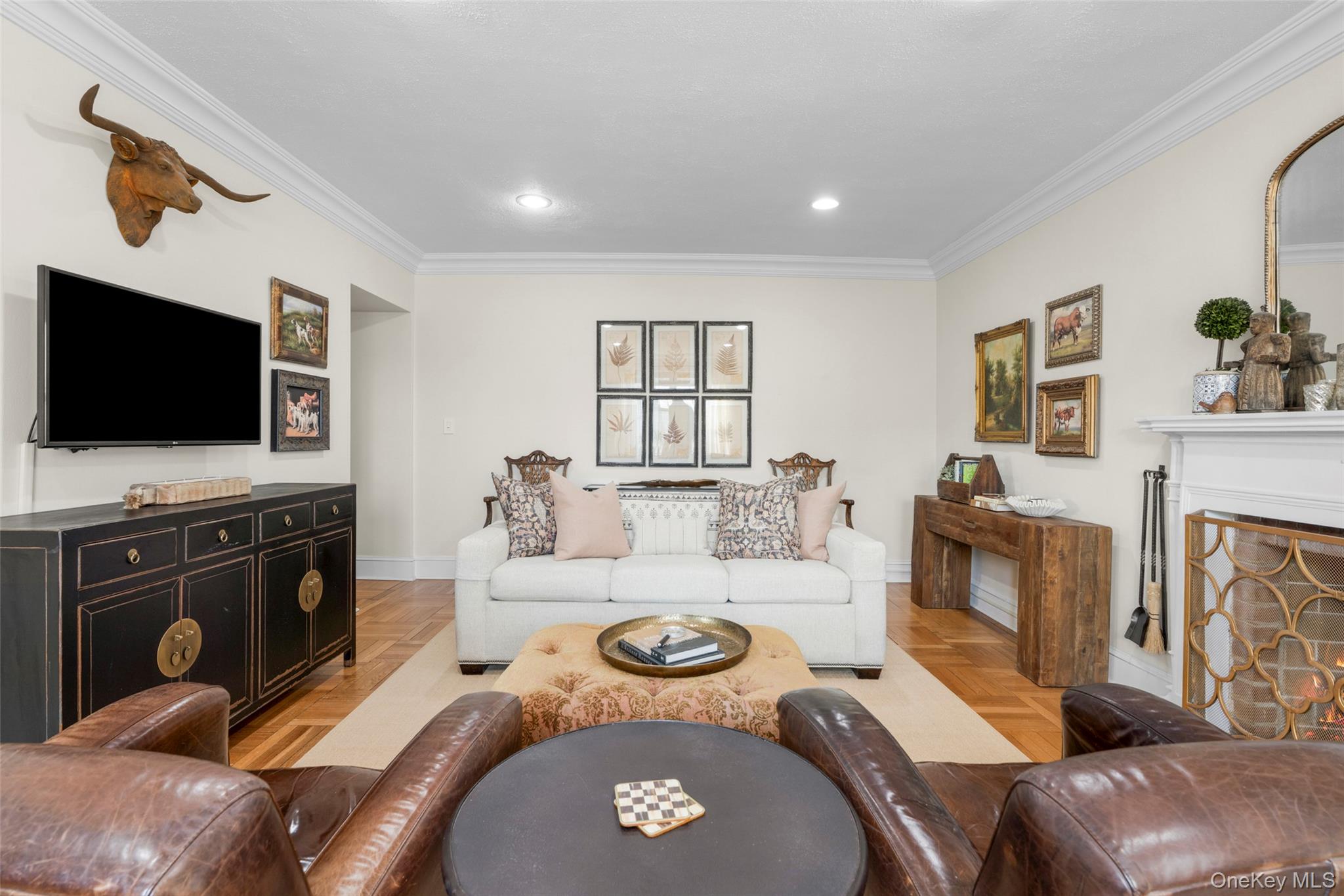 #14 photo, 910 Stuart Avenue, Mamaroneck , NY 10543