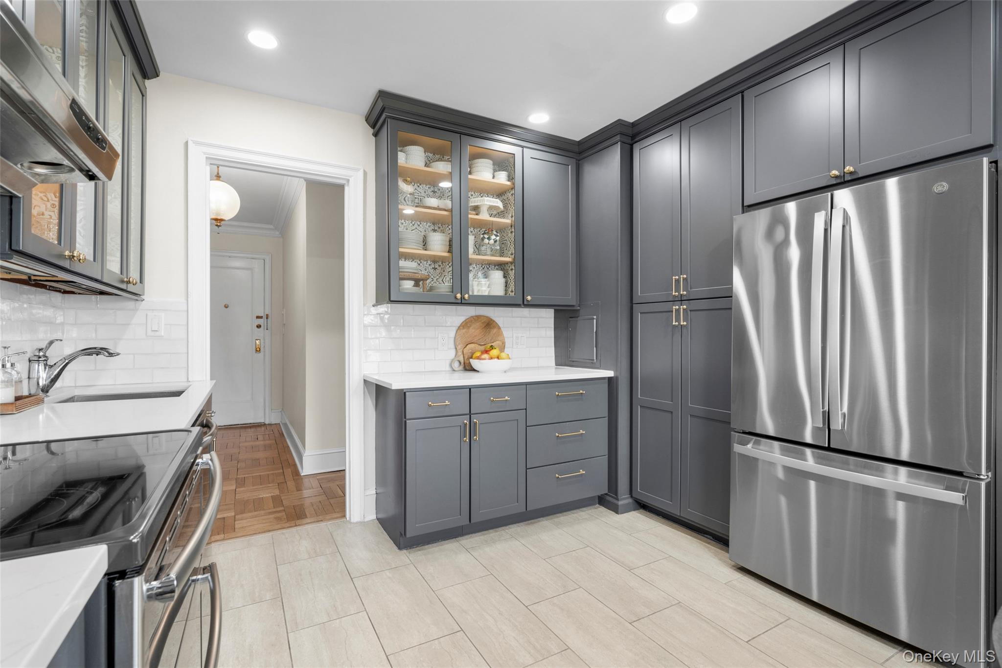 #5 photo, 910 Stuart Avenue, Mamaroneck , NY 10543