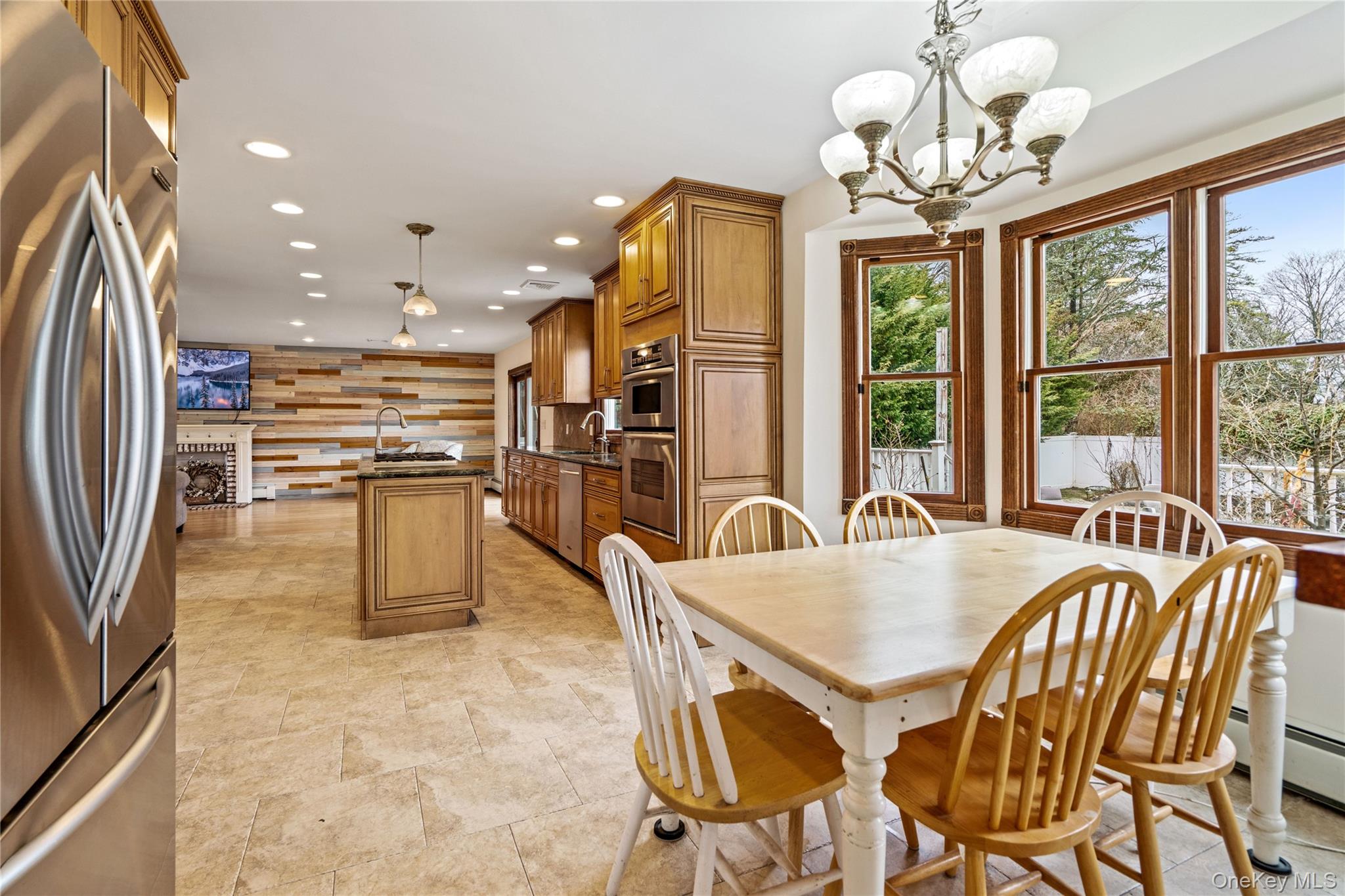 #15 photo, 303 Sherbrooke Road, সাফোক কাউন্টি Lindenhurst , NY 11757