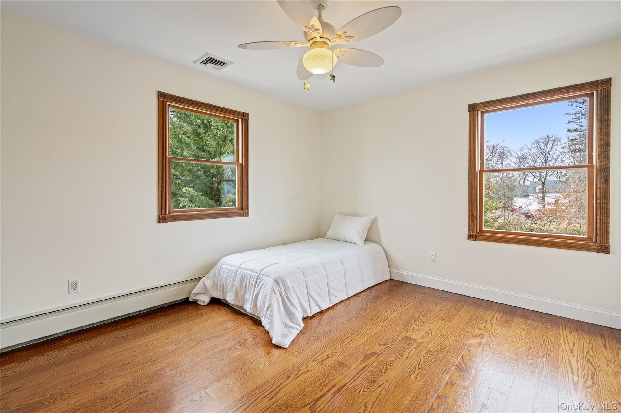 #19 photo, 303 Sherbrooke Road, সাফোক কাউন্টি Lindenhurst , NY 11757