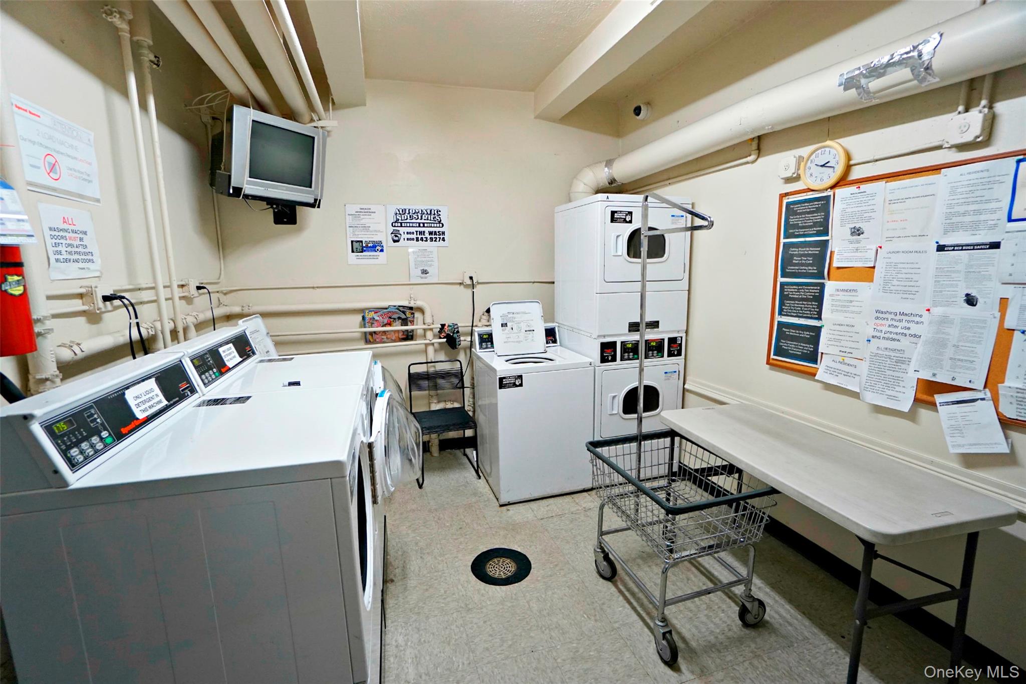 #11 photo, 66-92 Selfridge Street, কুইন্‌স Forest Hills , NY 11375