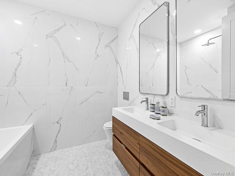 #10 photo, 78-29 Austin Street, কুইন্‌স Forest Hills , NY 11375