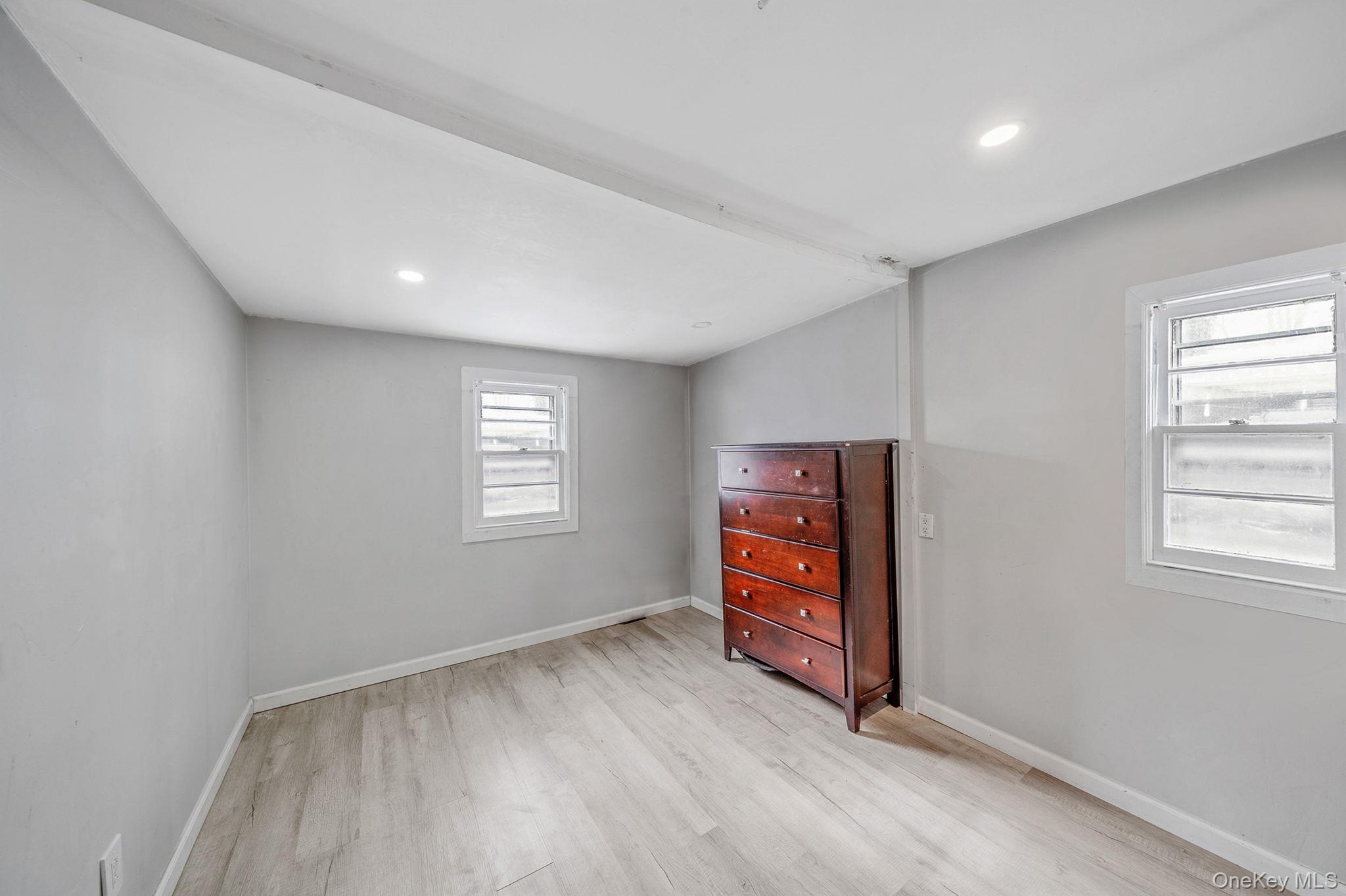 #10 photo, 158 Mohawk Street, সাফোক কাউন্টি Ronkonkoma , NY 11779