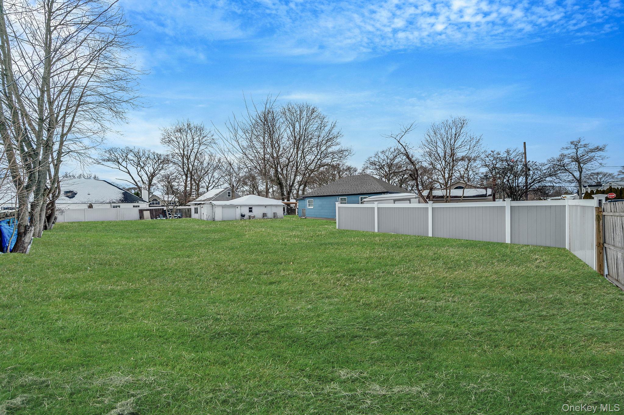 #13 photo, 158 Mohawk Street, সাফোক কাউন্টি Ronkonkoma , NY 11779