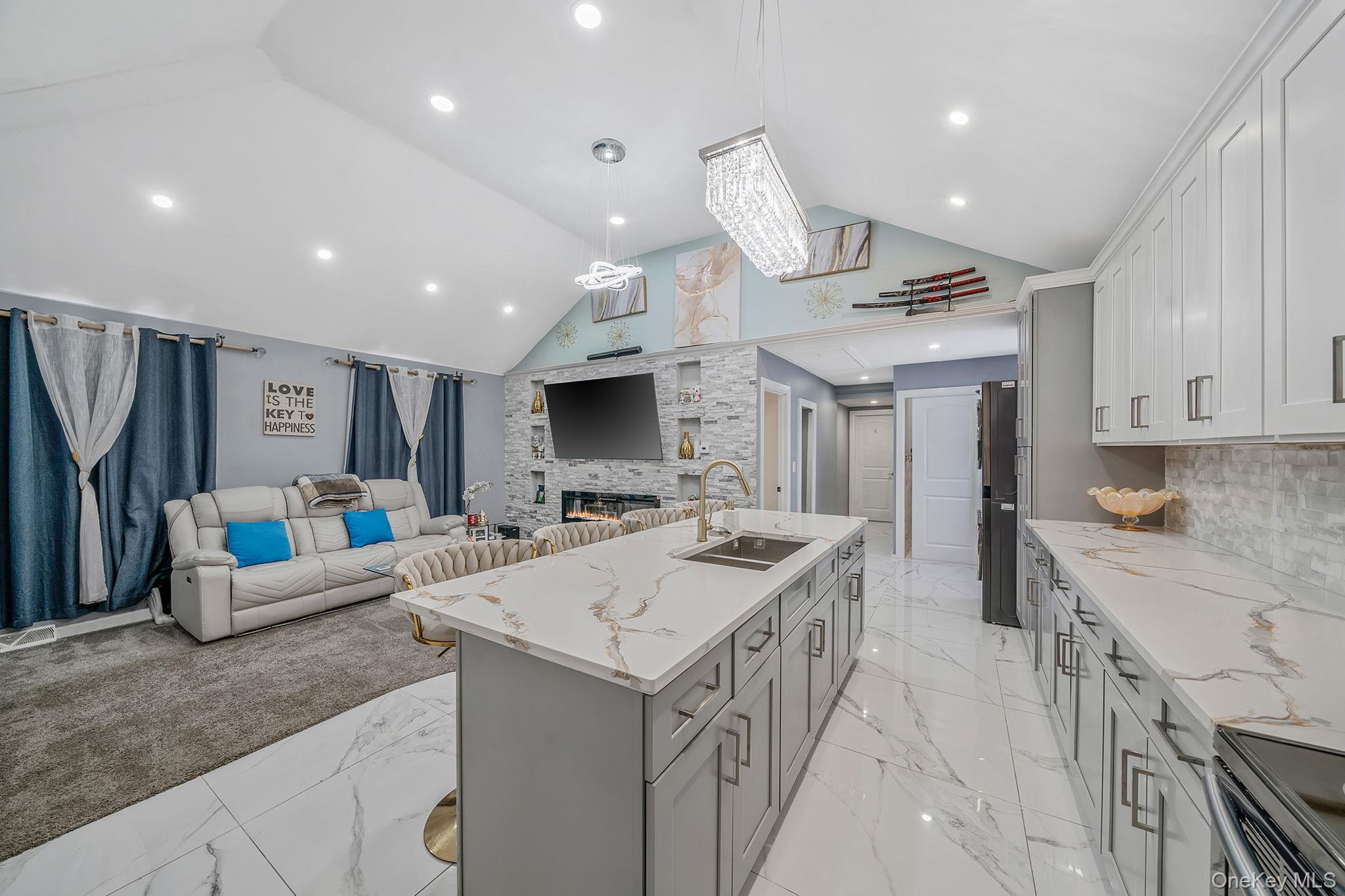 #4 photo, 158 Mohawk Street, সাফোক কাউন্টি Ronkonkoma , NY 11779