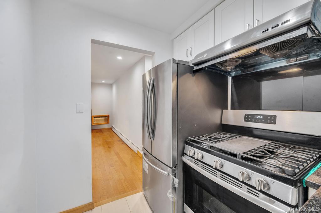 #8 photo, 4211 108th Street, কুইন্‌স Corona , NY 11368