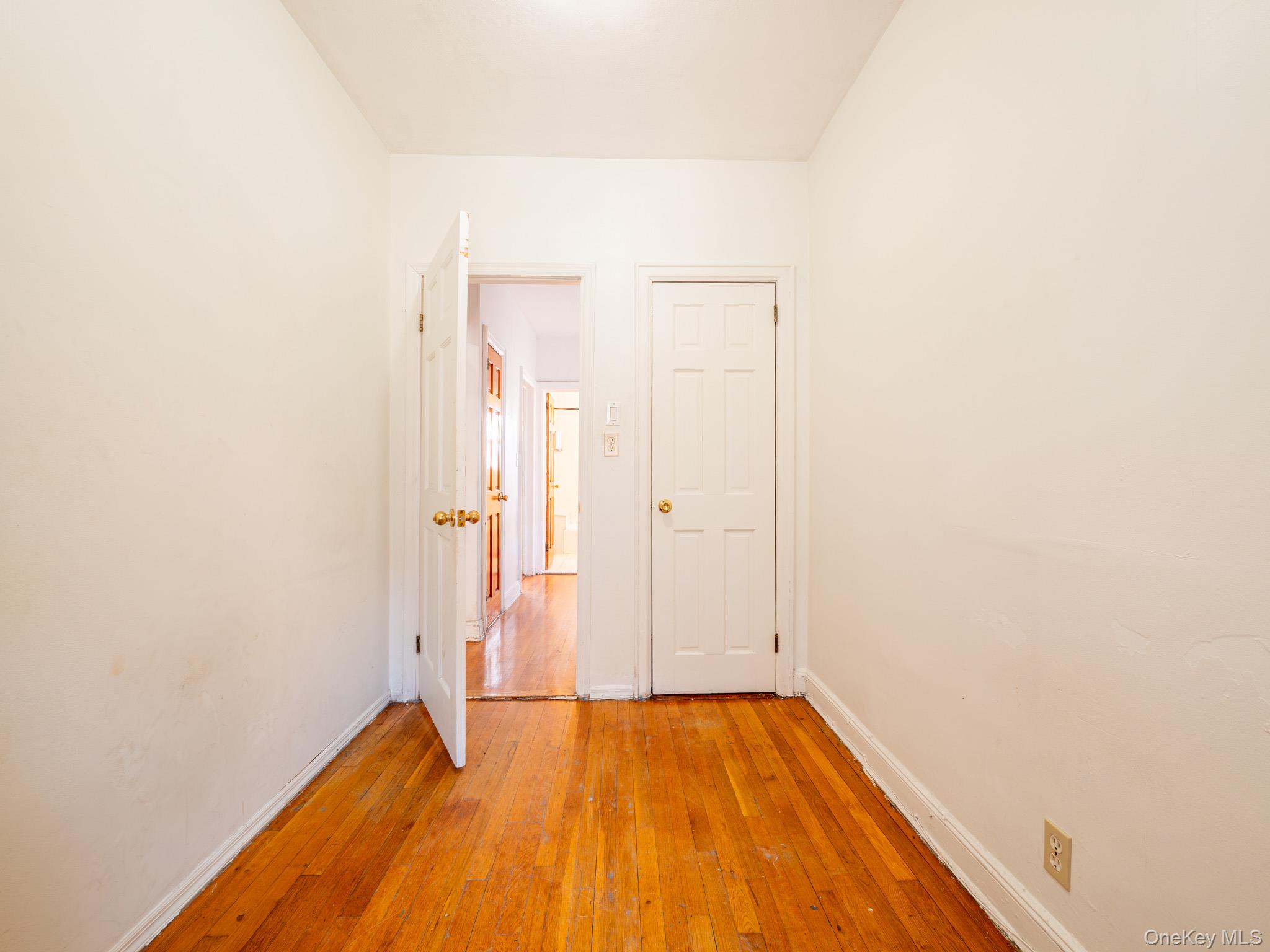 #20 photo, 98-25 67th Avenue, クイーンズ区 Rego Park , NY 11374