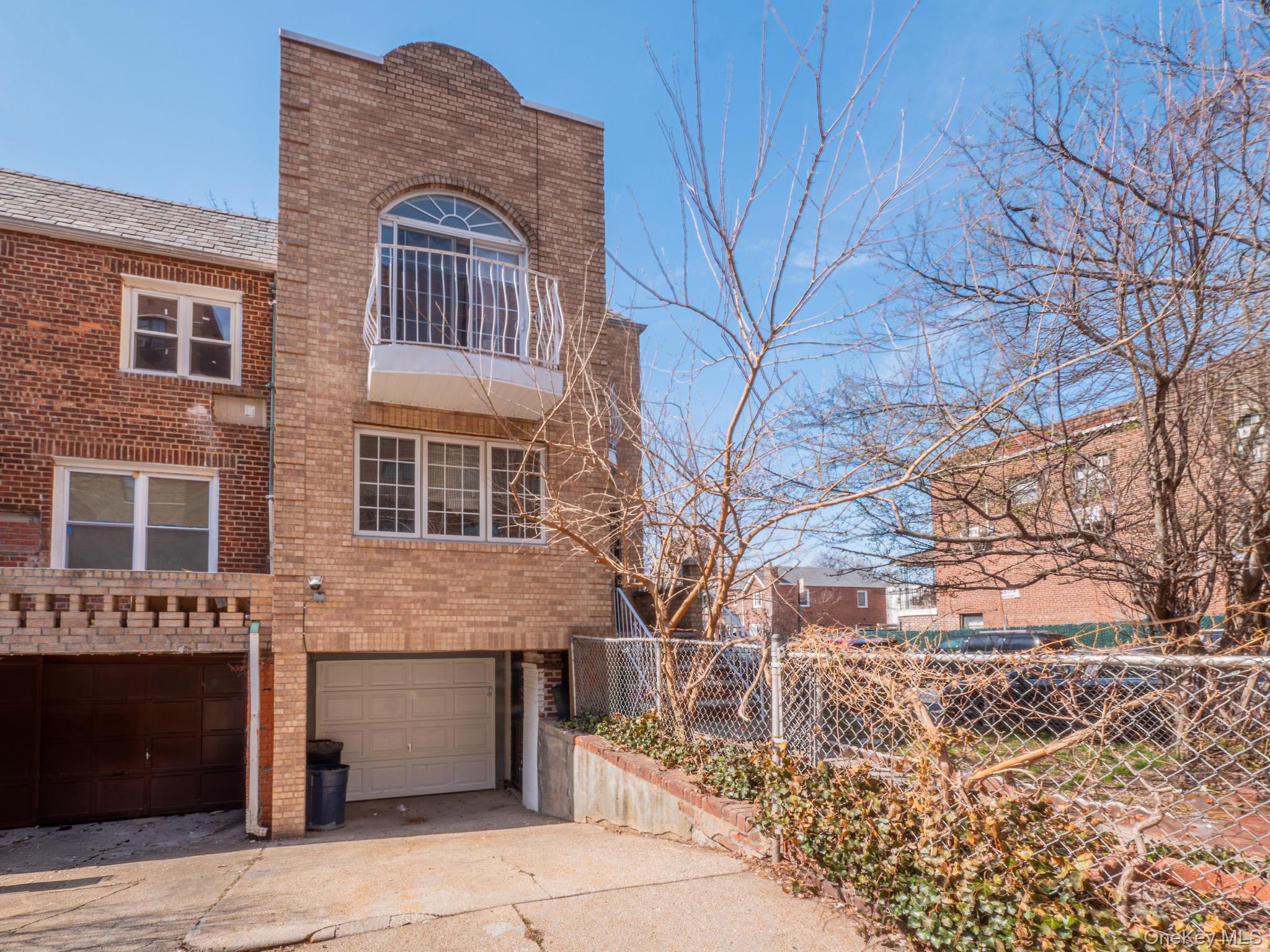 #3 photo, 98-25 67th Avenue, クイーンズ区 Rego Park , NY 11374