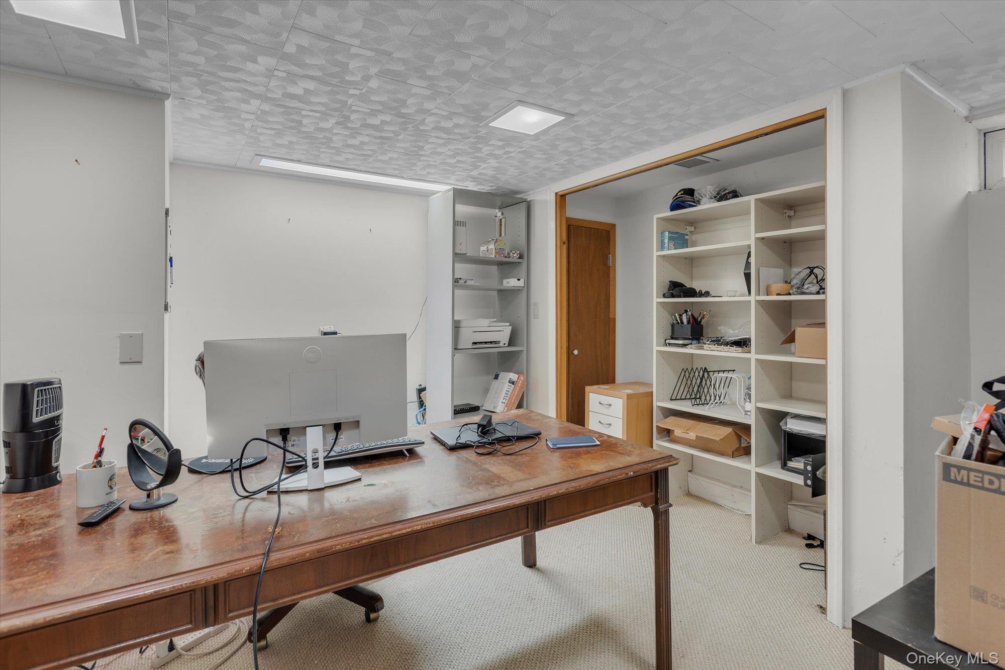 #17 photo, 9 Lauren Avenue, सफ़ोक काउंटी Dix Hills , NY 11746